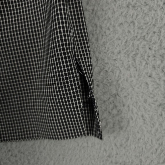 Chicos Shorts Womens 1.5 US 10 Black White Check Plaid Bermuda Lightweight FLAW - Picture 11 of 12